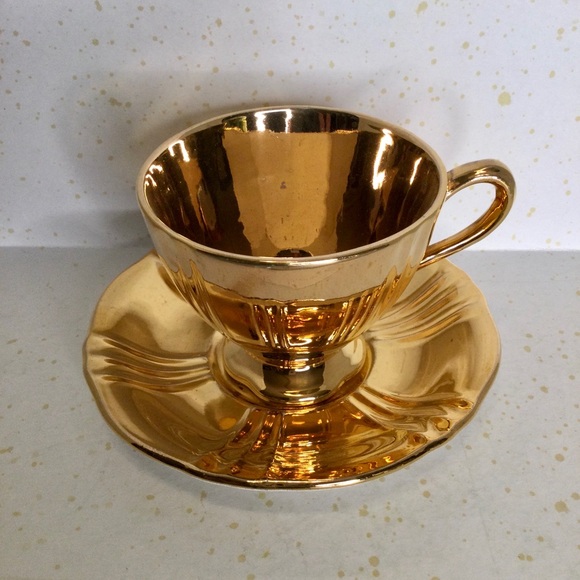✨HOST PICK✨VINTAGE Rare Royal Winton Golden Age Teacup and
Saucer Set - Picture 2 of 8